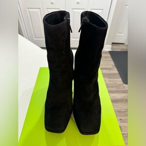 Sam Edelman Jaye Black Suede Ankle bootie | Size 9